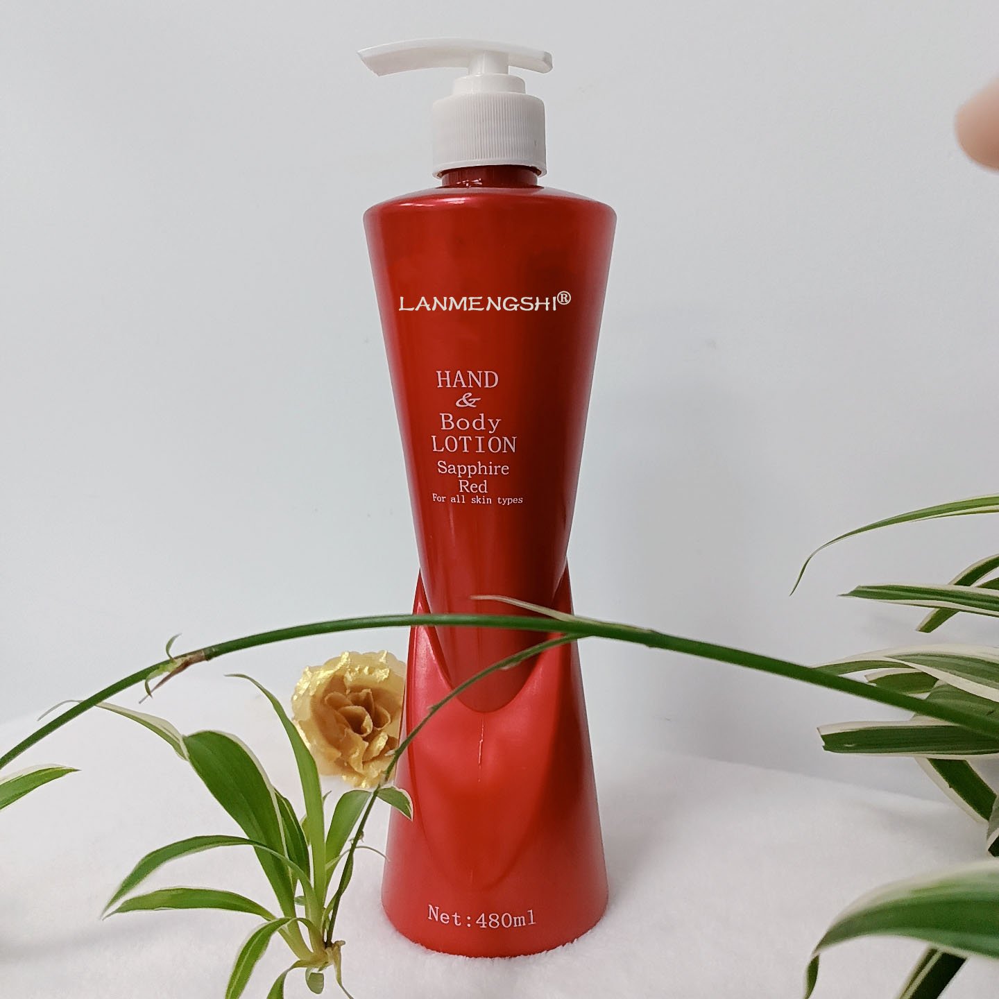 OEM/ODM High Quality Organic Body Cream Brightening Body Lotion Moisturizing and Whitening Hand and Body Lotion