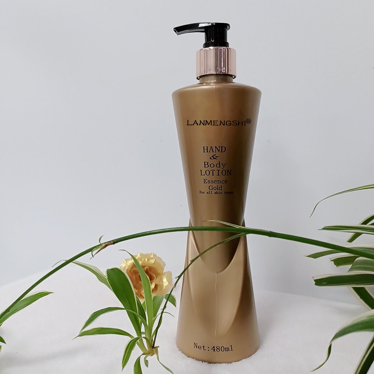 OEM/ODM High Quality Organic Body Cream Brightening Body Lotion Moisturizing and Whitening Hand and Body Lotion
