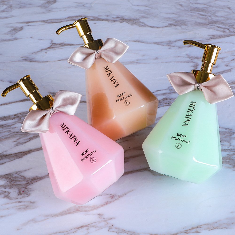 Body Lotion Moisturizing and Moisturizing After Sun Repair Soft and Moist Skin Perfumed Body Lotion