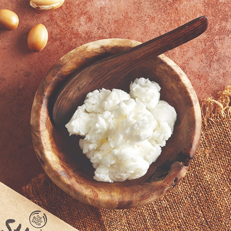 Body Lotion Natural Hot Selling 1KG Top Grade Ivory Color Skin Care Lotion Shea Butter Body Lotion Wholesale in Bulk 3 Years