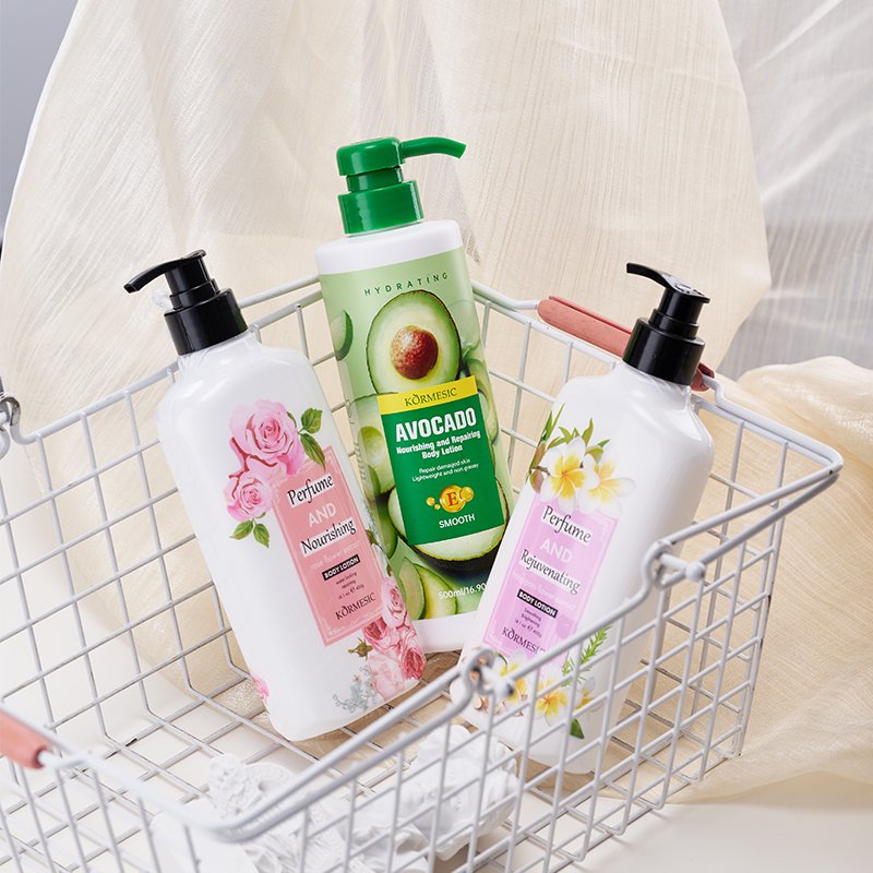 OEM ODM KORMESICPrivate Label Dry Skin Moisturizing Firming Natural Organic Vegan Whitening Milk Body Lotion