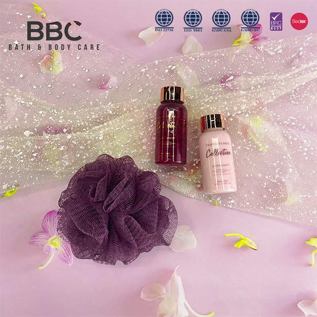 OEM/ODM High quality paper box bath spa set Body skin cleaning body lotion Bath gifts sets