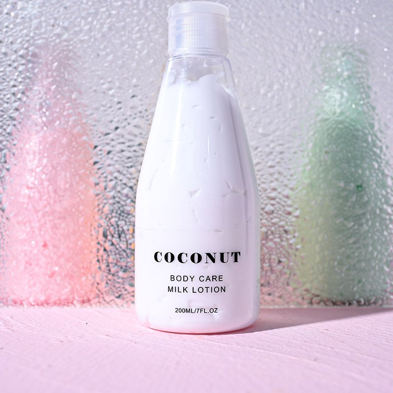 Private Label Vegan Natural Skin Bleaching Moisturizing Firming Vitamine C Milk Whitening Cream Face Body Lotion