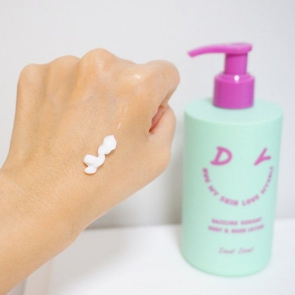 Dear Doer 300ml Organic Hyaluronic Acid Body Lotion with Glutathione Nourishing and Moisturising Cream for Adults OEM Supply