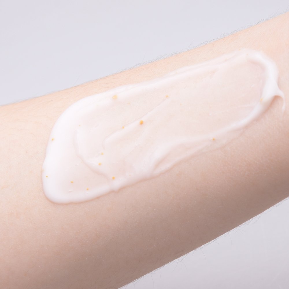 MISTINE WHITE SPA GOLD CAVIAR UV WHITE BODY LOTION 400ML Youthful Anti-Aging Formula Rejuvenation Radiant Thai Lotion Cosmetic