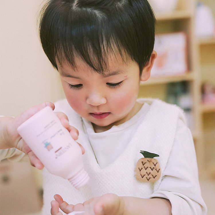 Private Label Natural Calming Comfort Moisturizing Cream Relax Soothing Dryness Skin Baby Body Lotion