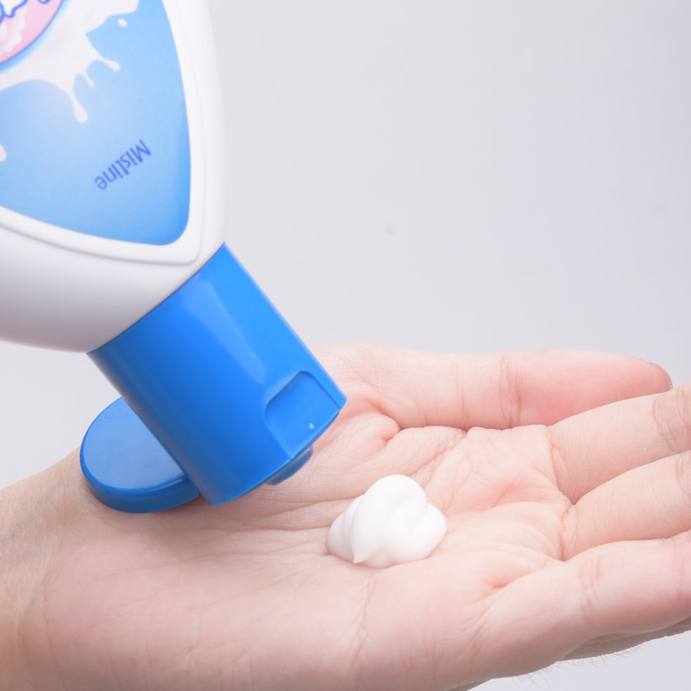 Mistine Bulgarian Yogurt Whitening Lotion Bright and Smooth Healthy Skin Brightening Body Moisturizer Thai Lotion Cosmetic
