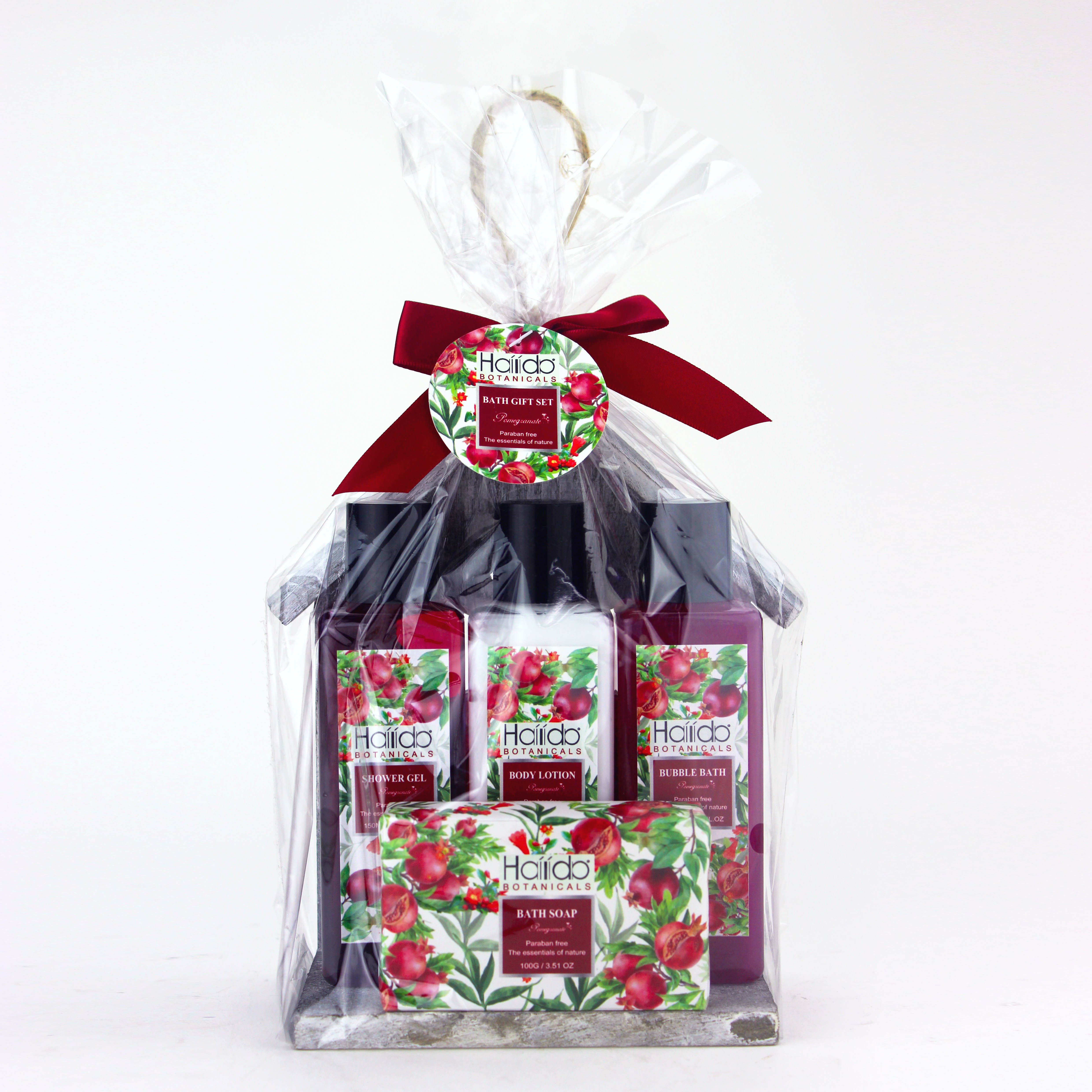 OEM customizable color wholesale all natural material shower gel body lotion and shampoo bath gift set