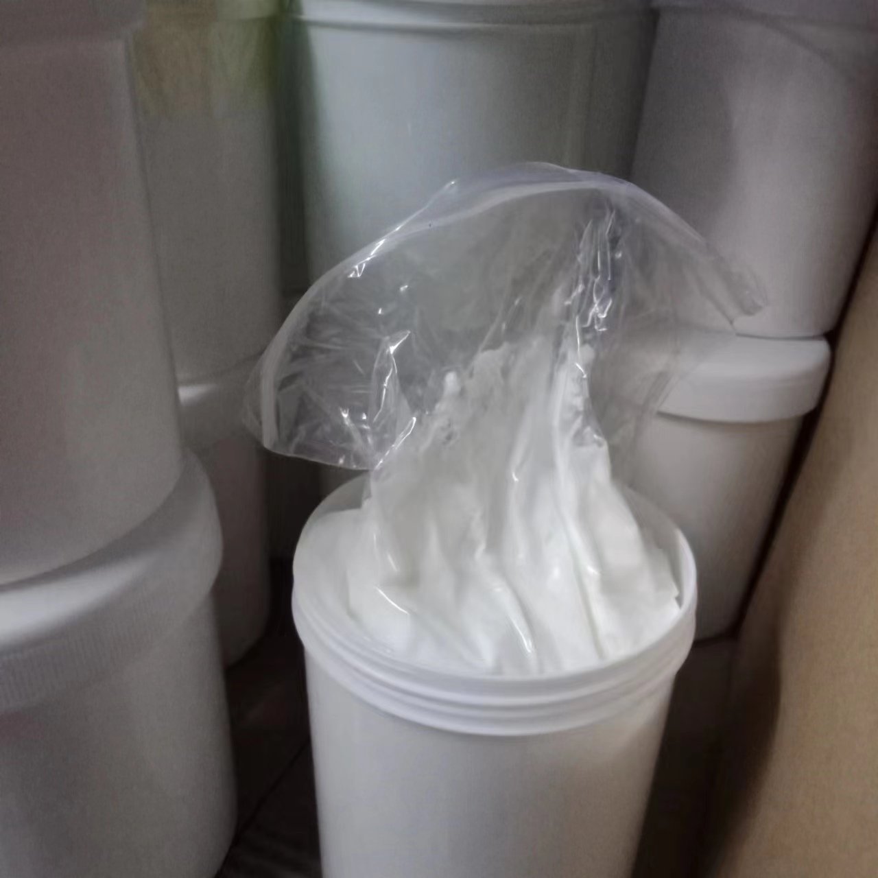 Manufacturer Wholesale Whitening Cream Semi-finished Product Whitening Cream Lightening Raw Materials face cream