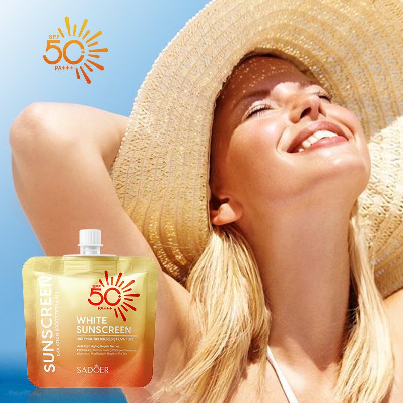 High-Power UV Protection Sunscreen Cream and Spray Vegan Ingredients Non-Greasy Whitening SPF50 Moisturizer for Skin Care