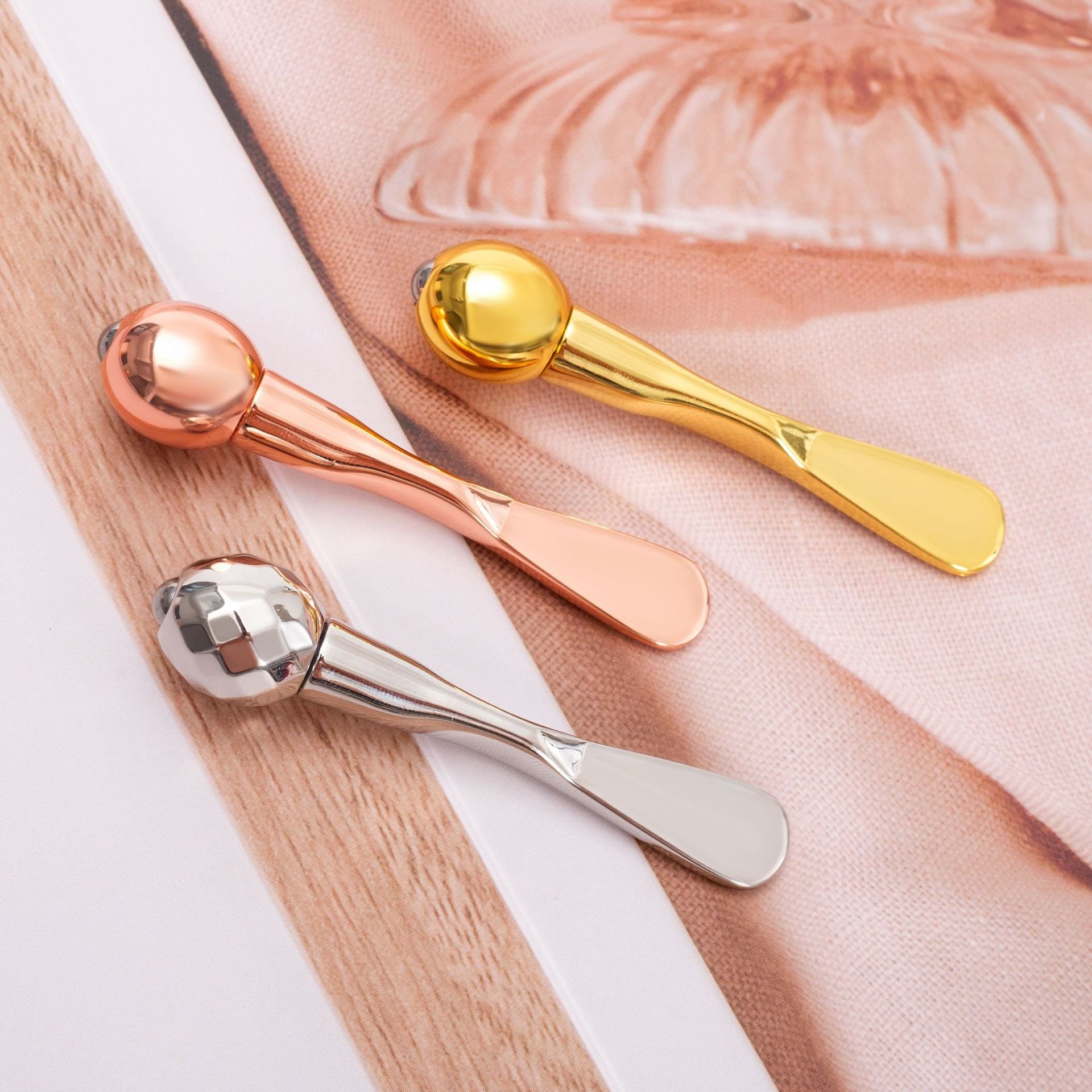 Private Label Eye Cream Mixing Scoop Face Lifting Facial Cream Gold Rose Gold Mini Makeup Cosmetic Spatula Metal Eye Roller