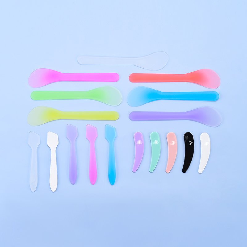 Wholesale Mini Plastic Face Cream Cosmetic Packaging Spatula Spoon Eye Facial Mask Spoon Mask Cream Spoon