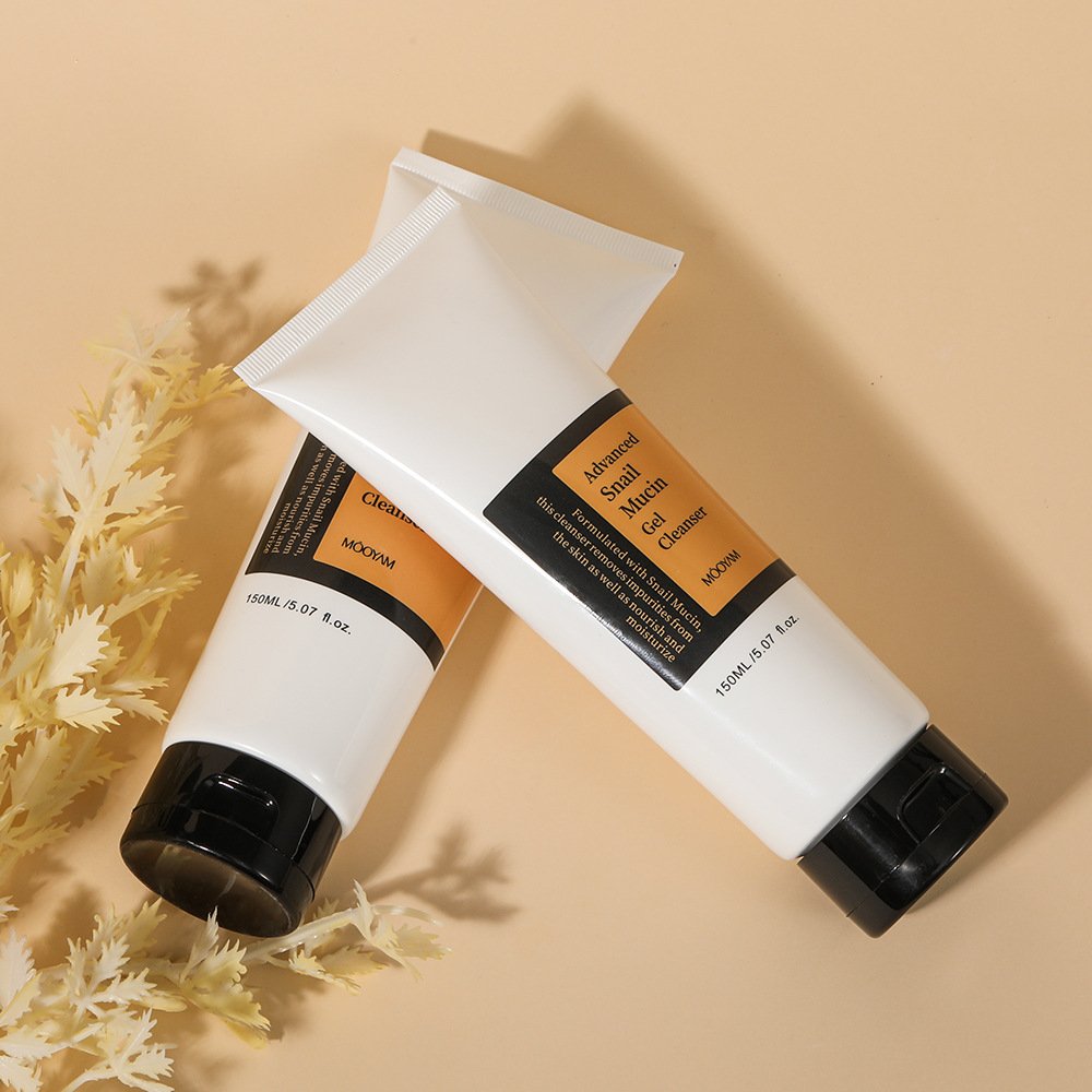 Face Wash Facial Cleanser for Sensitive Skin Makeup Removing Snail extract Cleansing Cream Hydrating Facial Cleanser