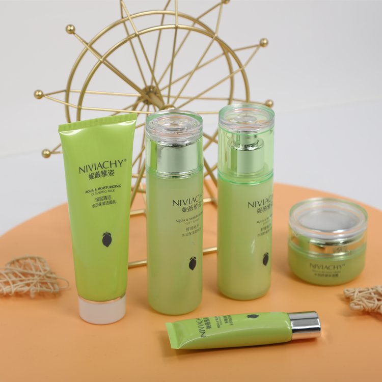 OEM Korean Face Cream Private Label Best Face Whitening Cream Skin Whitening Face Cream Aloe Vera Chemical Adults Female 3 Years