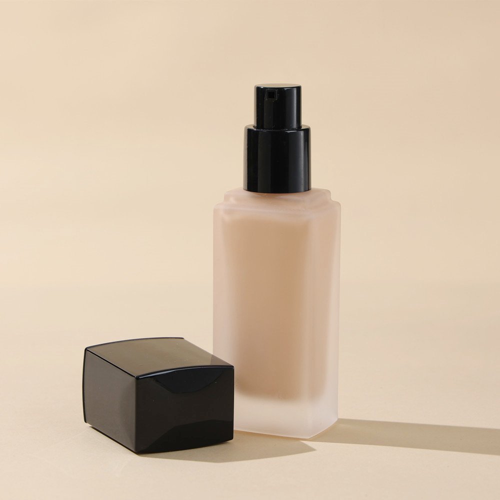 2024 New Product Custom Logo Makeup Organic Private Label 8 Colors Facial Liquid Make Up Full Coverage Foundation