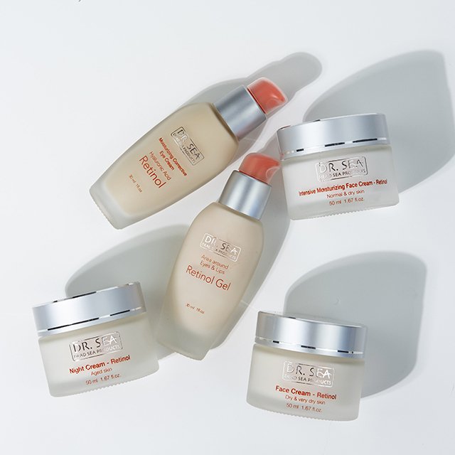 Intensive Moisturizing Day Cream Retinol Normal Dry Skin Dr.SEA Cosmetics Israel Dead Sea Products Free Treatment