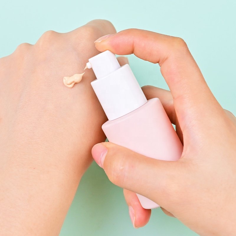 OEM All Skin Tone Colors Long Lasting Waterproof Concealer Full Coverage Face Makeup Liquid Foundation SPF Private Label Pink