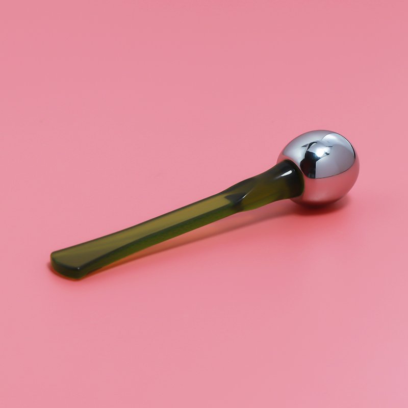 Colorful Green 5.7cm Metal Ball Eye Cream Massage Rod Stick PP Plastic Cosmetic Spoon