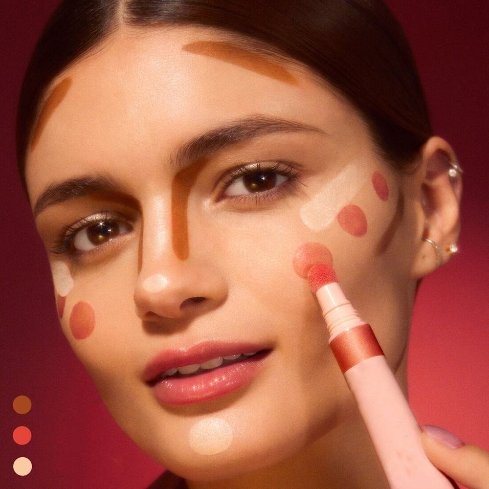 New Soft Best High Pigment Highlighter Beauty Wand Wholesale Custom Logo Face Makeup Shimmer Liquid Contour Blush