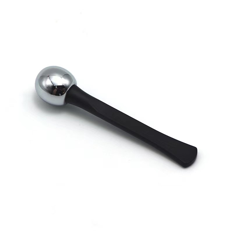 Wholesale Anti Wrinkle Face Cream Spoon Eyes Magic Beauty Roller Ball Eye Cream Massage for Female Skin