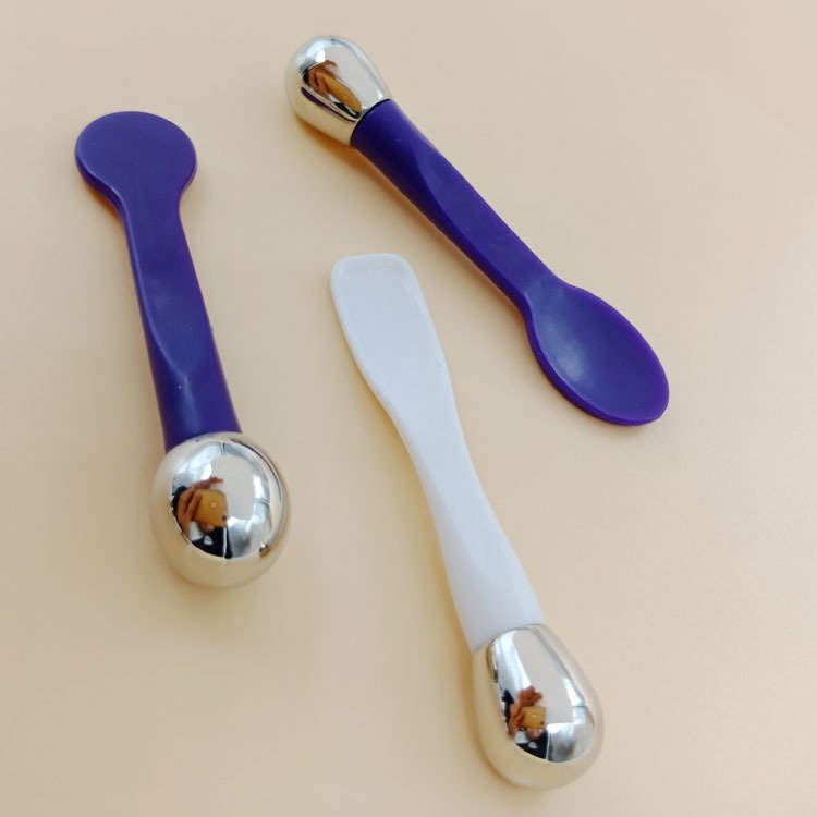 Private label eye massage lotion application stick introduction massage eye cream spoon plastic handle eye cream spatula