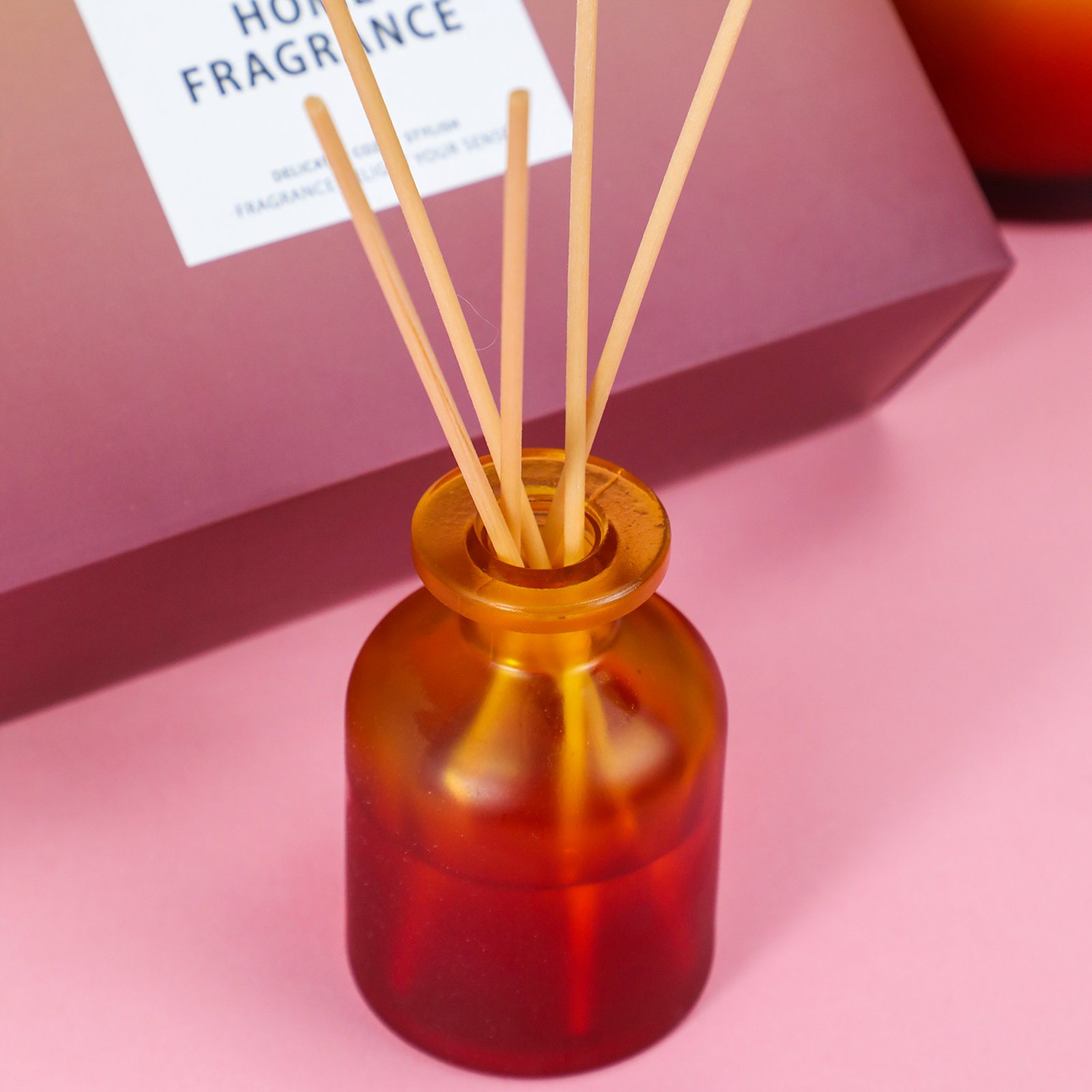 Hot Sale Luxury Customised Round Colorful Glass Bottle Floral Reed Diffuser Perfume With Box