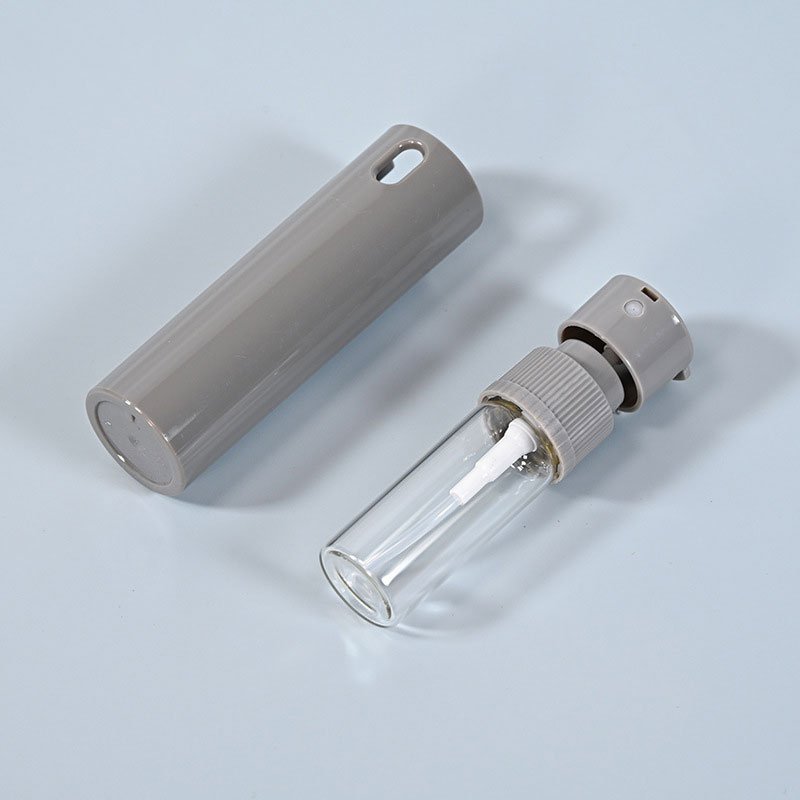 Hot sale 15ml perfume vials Sample Plastic Bottle With Plastic Spray Pump Mini Tester Bottles Breath freshener packaging bottle