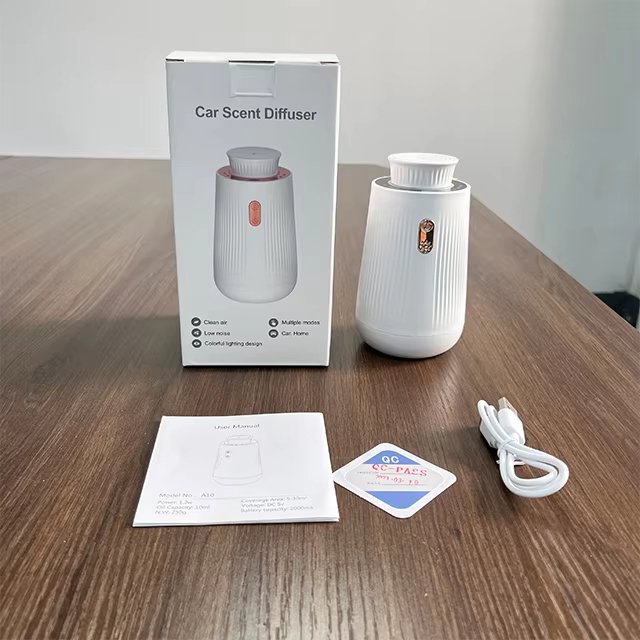 Wholesale Portable Smart Sensor Breathing LED Light Pure Oil USB Rechargeable Automatic Car Aroma Diffuser