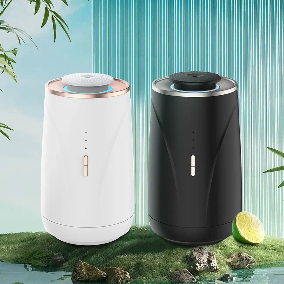 Customize Smart Sensor 10ml Breathing LED Light Pure Perfume Oil Automatic Air Freshener Car