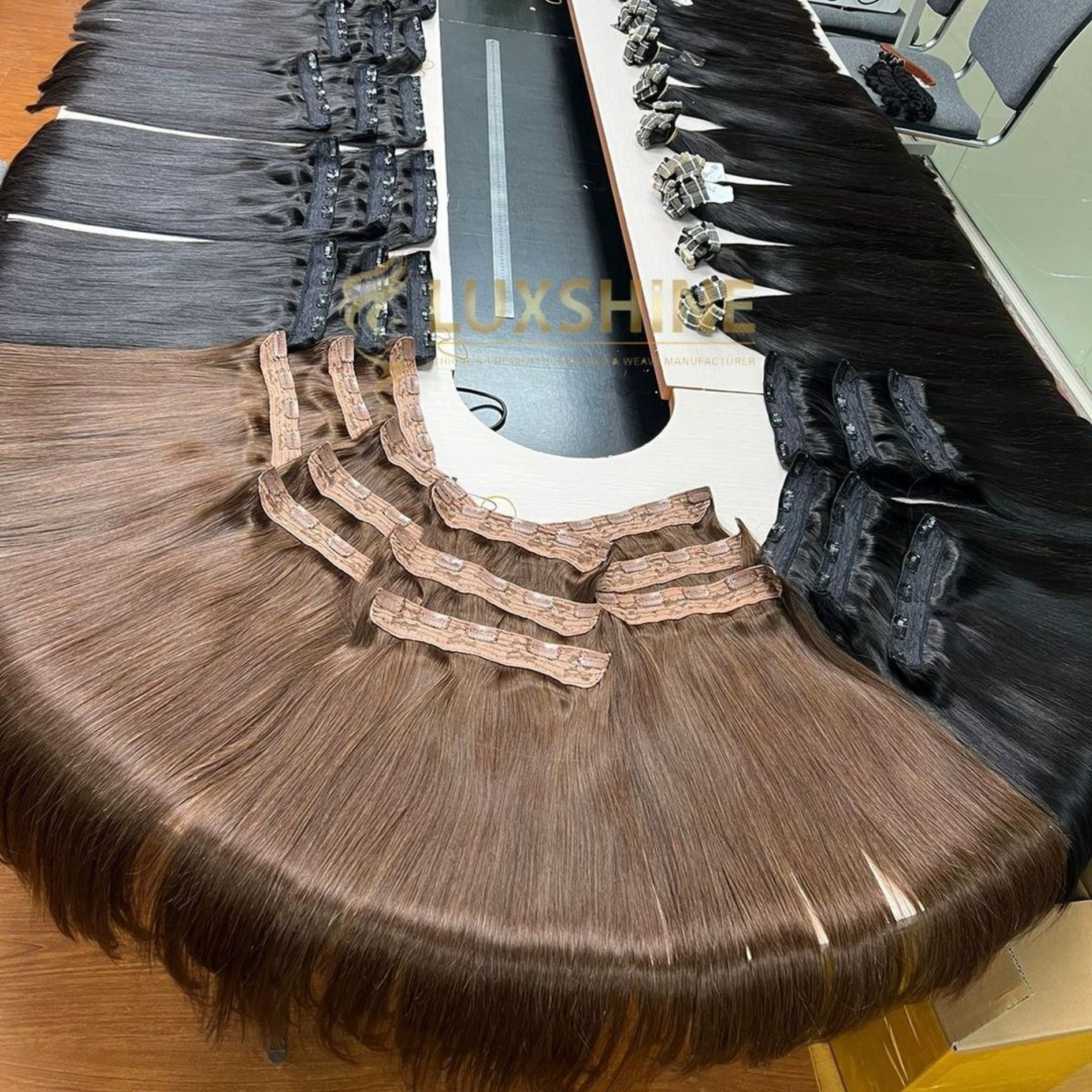 New Raw Vietnamese Human Hair Extensions Natural Color 1B Invisible Seamless Clip In Natural Wave Double Drawn Hair Of Luxhine