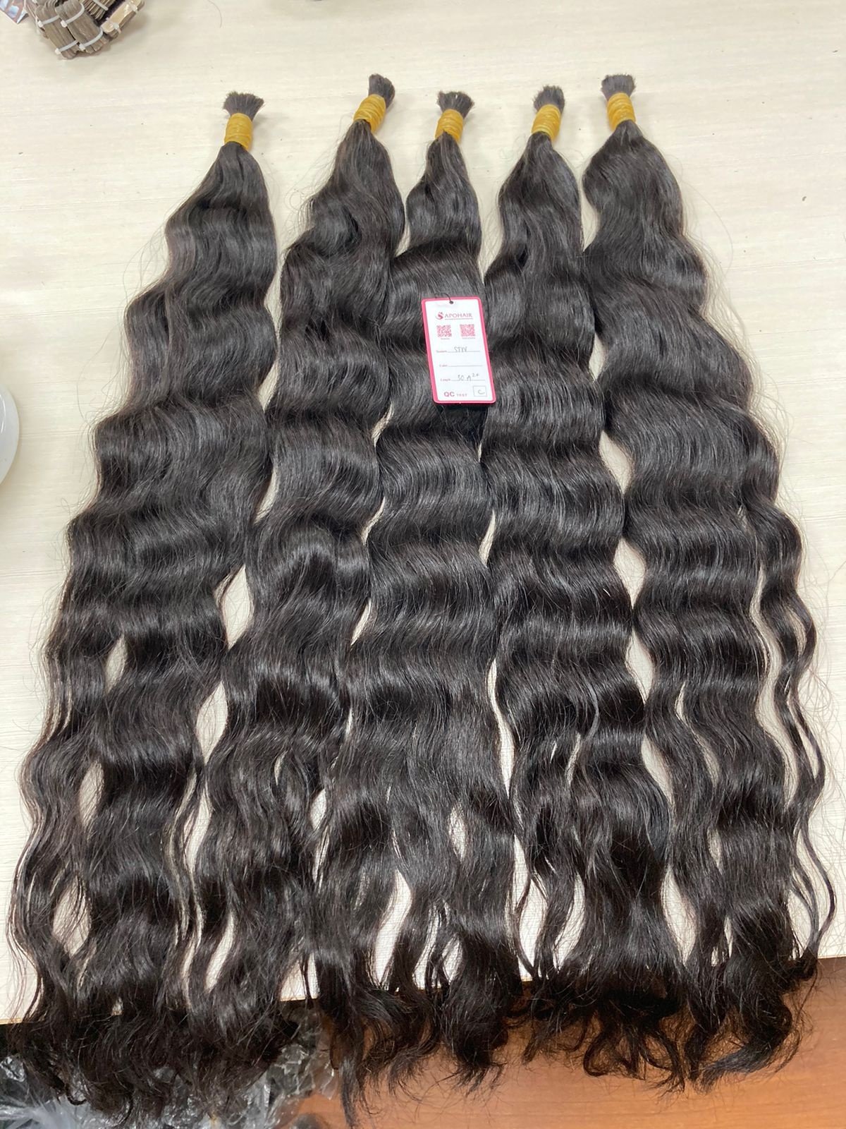 Wholesale Virgin Remy Natural Black Color Bulk Hair Human Hair Extensions Natural Wavy Bulk Hair Extensions