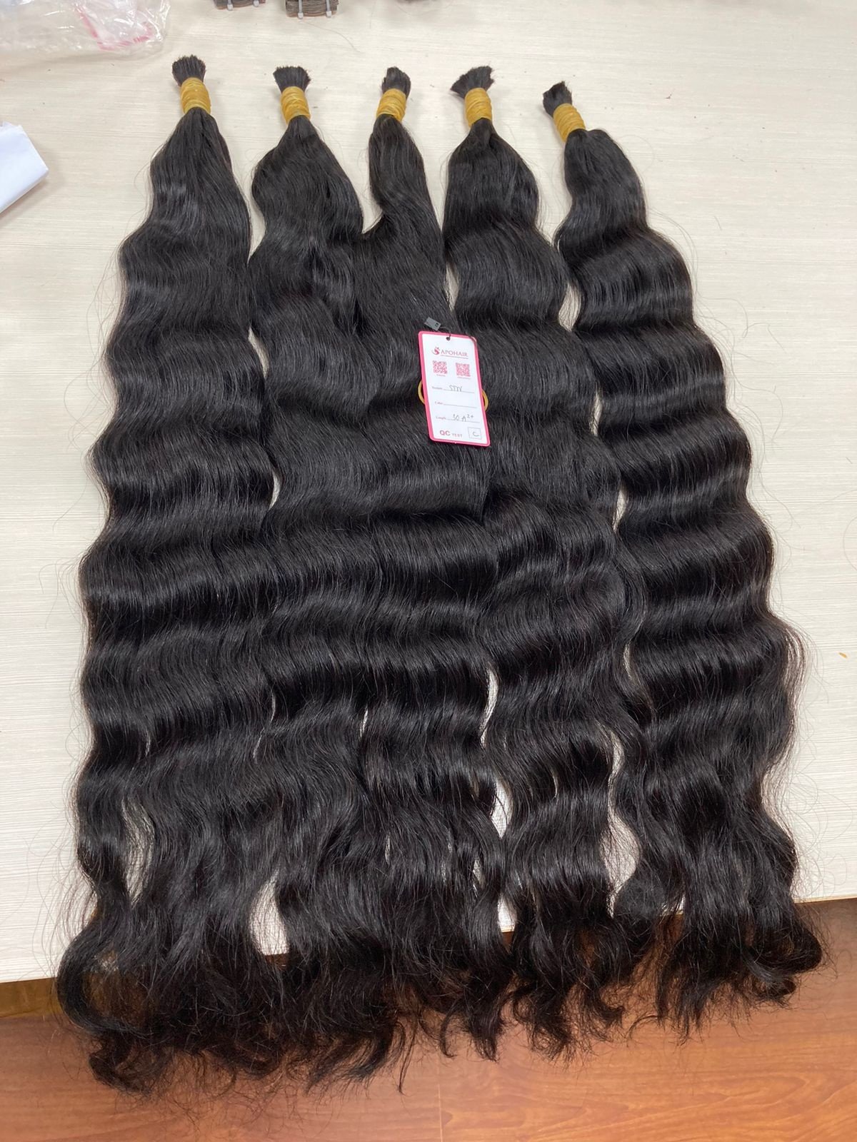 Wholesale Virgin Remy Natural Black Color Bulk Hair Human Hair Extensions Natural Wavy Bulk Hair Extensions