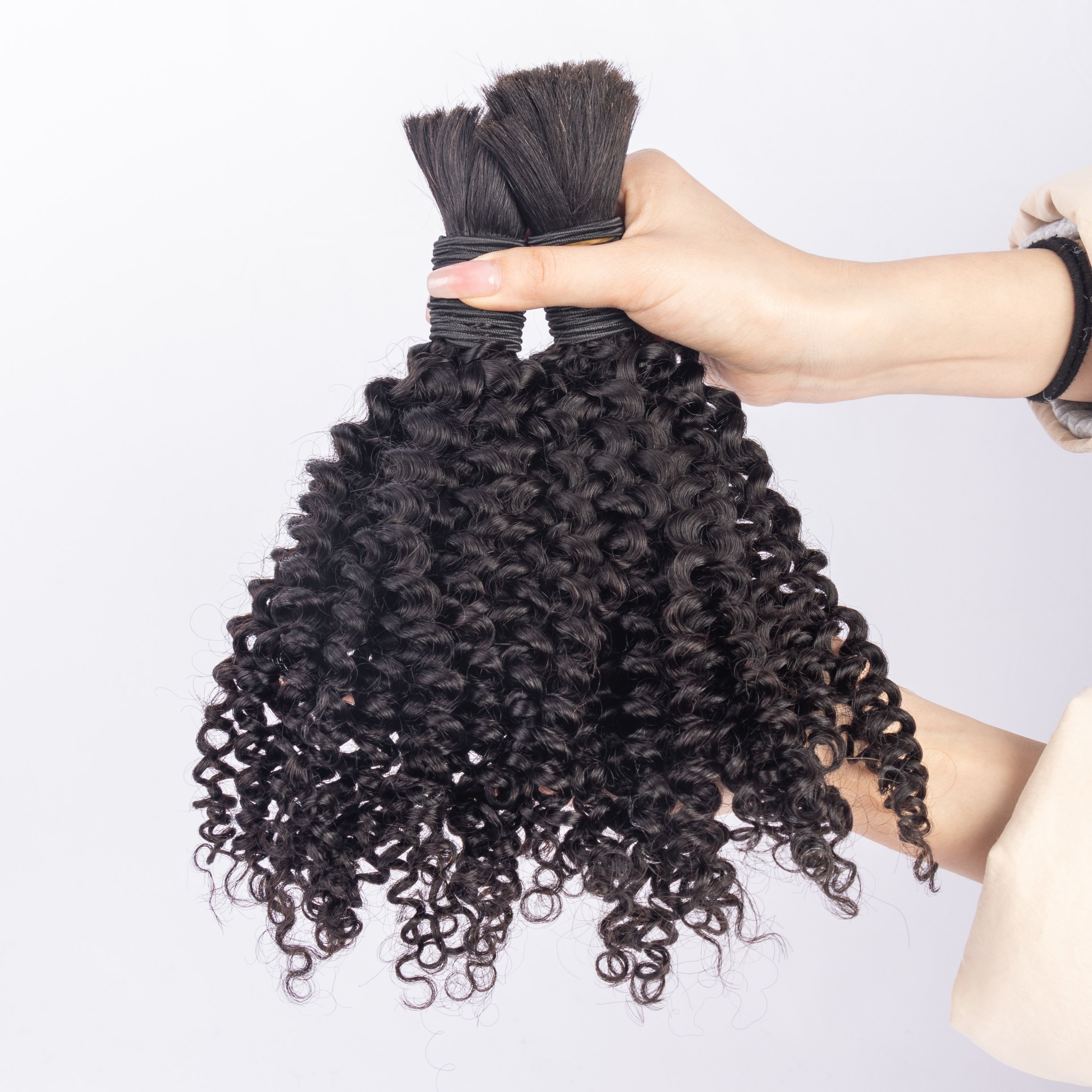 Hot Selling In 2024 100% Virgin Human Hair Deep Wave Texture Customized Bundles No Weft For Braiding