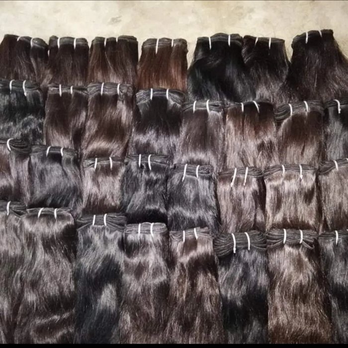 Curly Natural Hair Color Full Cuticle Virgin Human Hair Extensions at Reasonable Prices