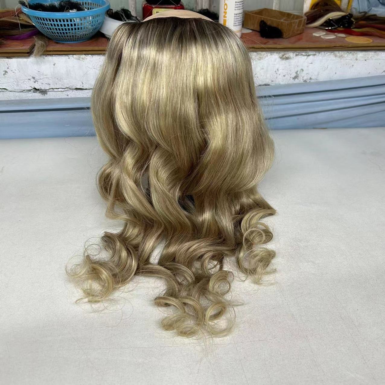 Best Selling Invisible Wire Ombre Piano Color Body Wave One Piece Clip In Human Hair Extensions With Fish Line