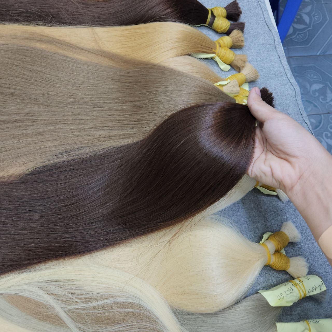 Best Quality Bulk Straight Russian Hair Various Color Double Drawn 100% Raw Human Hair Extensions