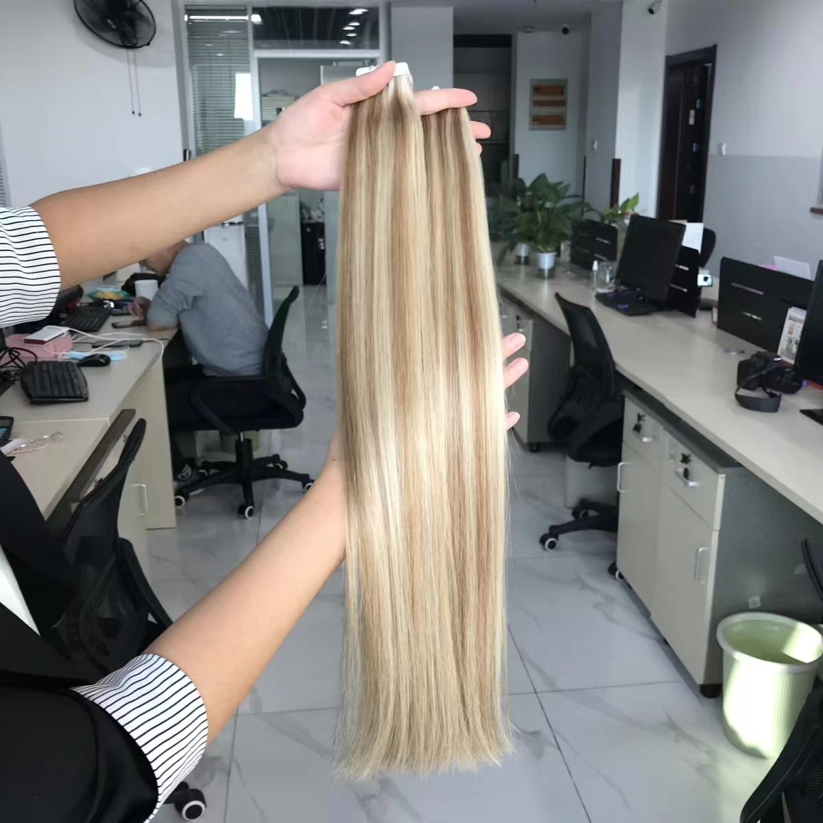 Amara Hot sell Russian hair tape in extensions human hair raw 100% invisible tape in seamless human hair extension on hand fast
