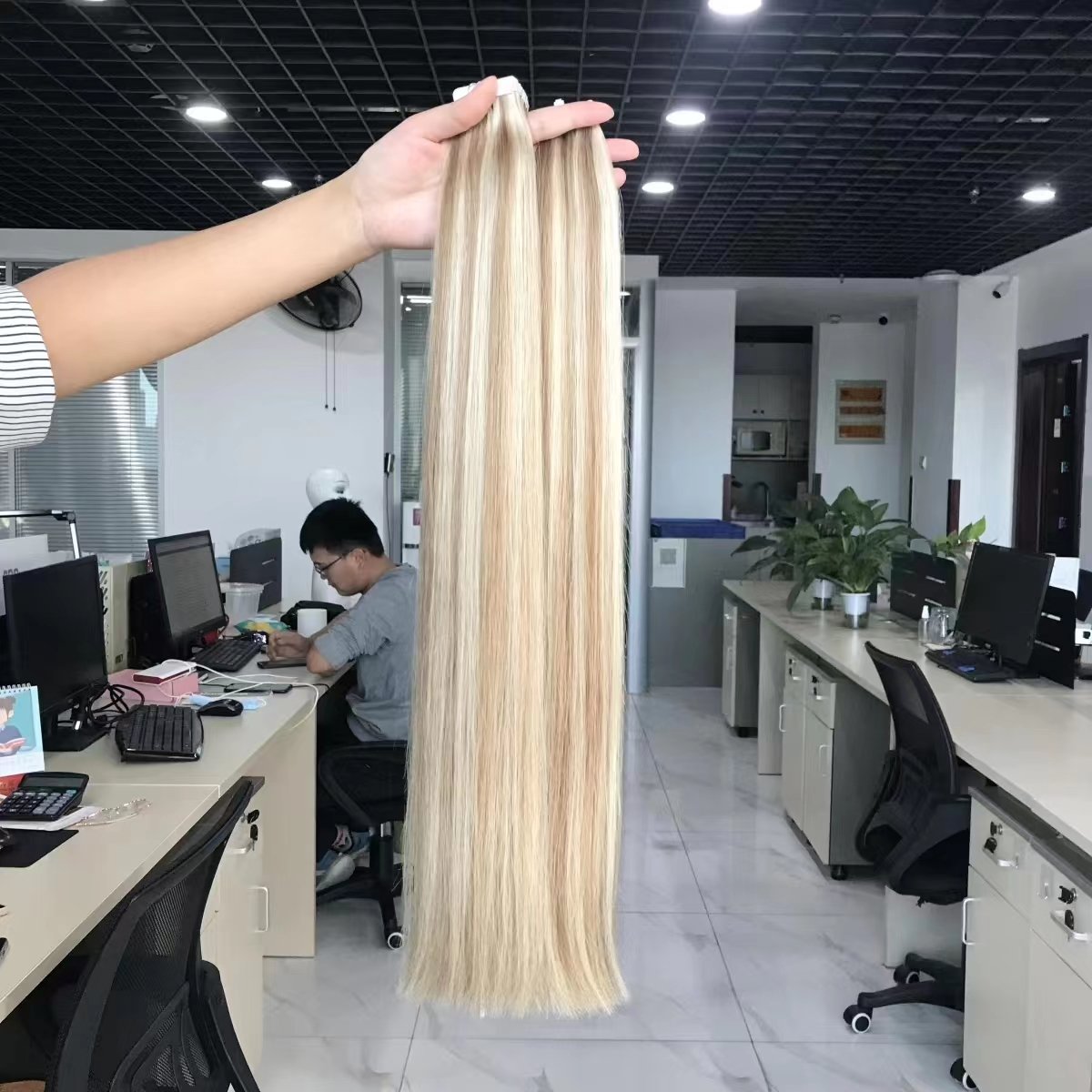 Amara Hot sell Russian hair tape in extensions human hair raw 100% invisible tape in seamless human hair extension on hand fast