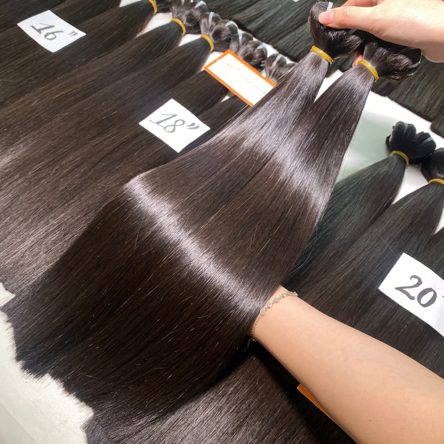 Top Quality 100% Virgin Hair In Bundle Raw Vietnamese Hair Wholesale Human Hair Extension For Black Women