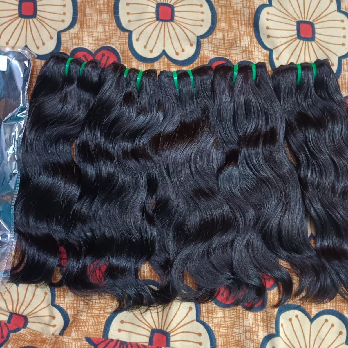 Indian Hair Virgin Remy Human Hair Extensions-Natural Wave Yaki Weft Bundles in Body Wave Water Wave Kinky Straight Fumi Styles