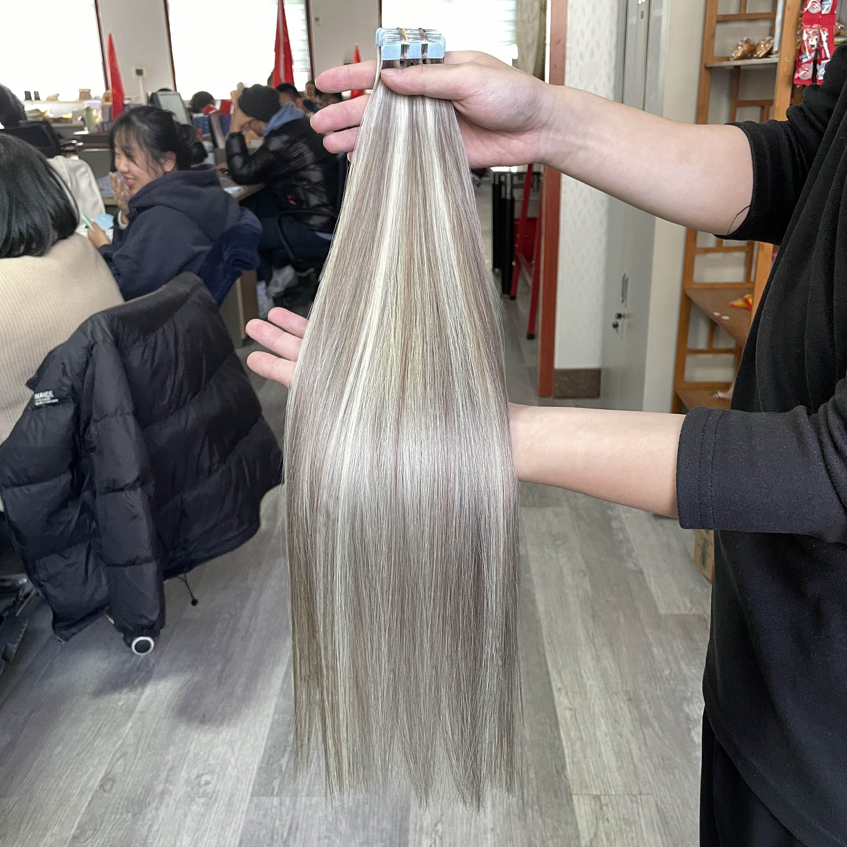 Full Cuticle Tape In Hair Extension Remy Skin Weft Tape Human Hair Extensions 100% Tape In Hair Extensions
