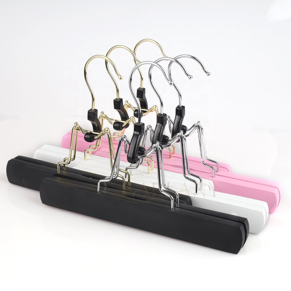 Portable Hair Extensions Carrier Non-woven Dust-proof Storage Case with Wooden Hair Hanger for Human Hair Extensions