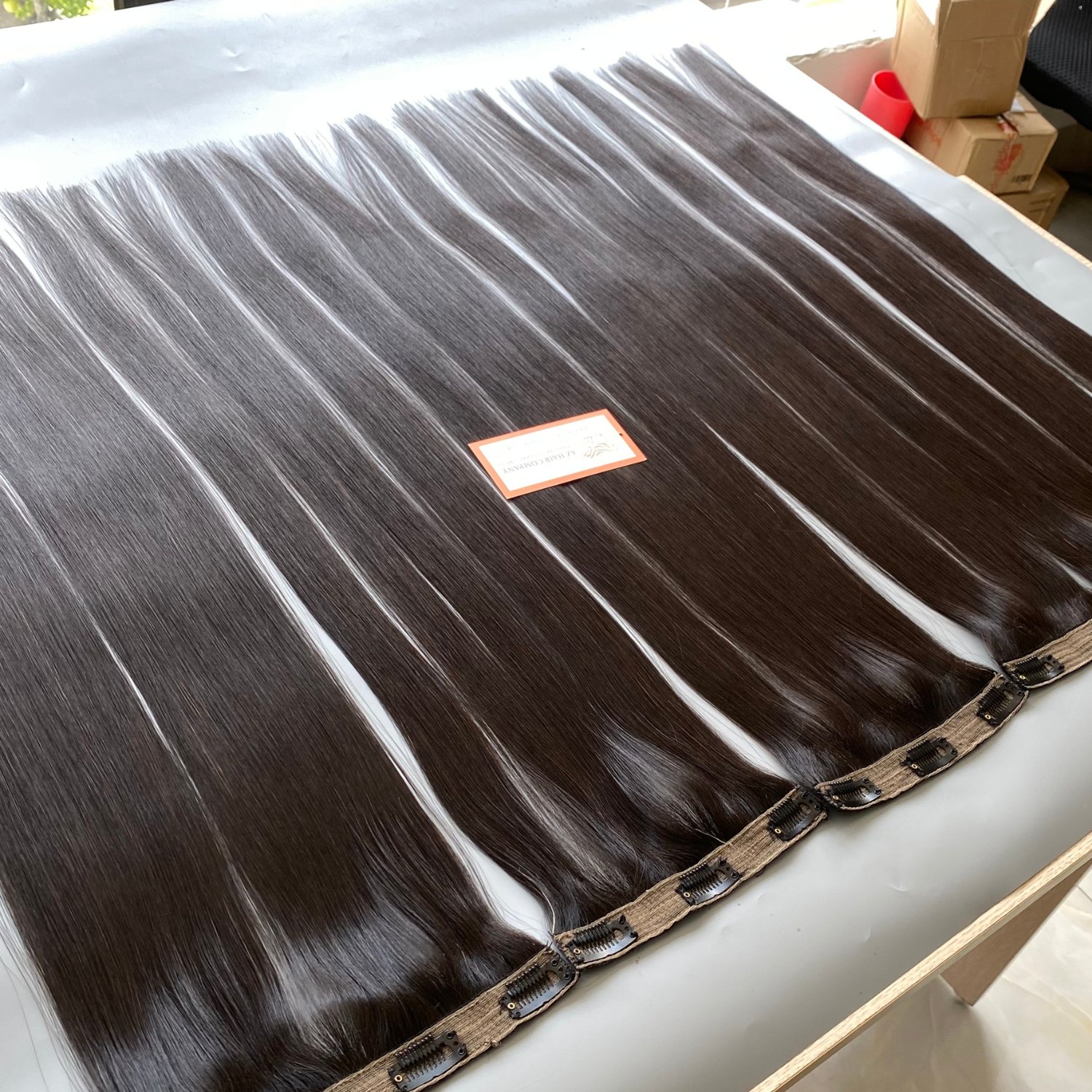 Top Wholesale 100% Raw Vietnamese Remy Clip In Hair Extensions High Quality Natural Color Long Lifespan