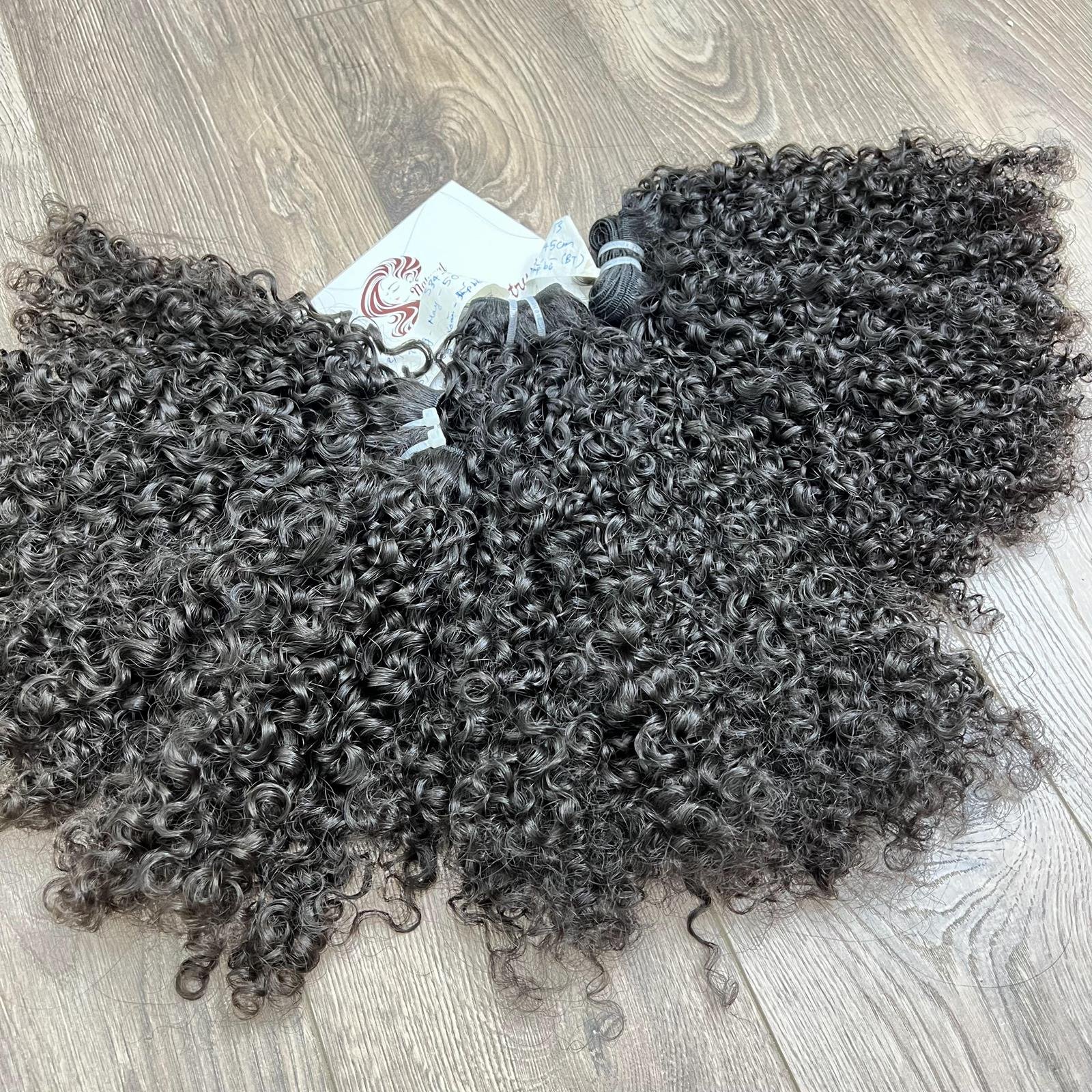 Vietnamese Virgin Hair Curly Bundles Unprocessed Virgin Human Hair Extensions Jerry Curl Hair Weave Natural Color
