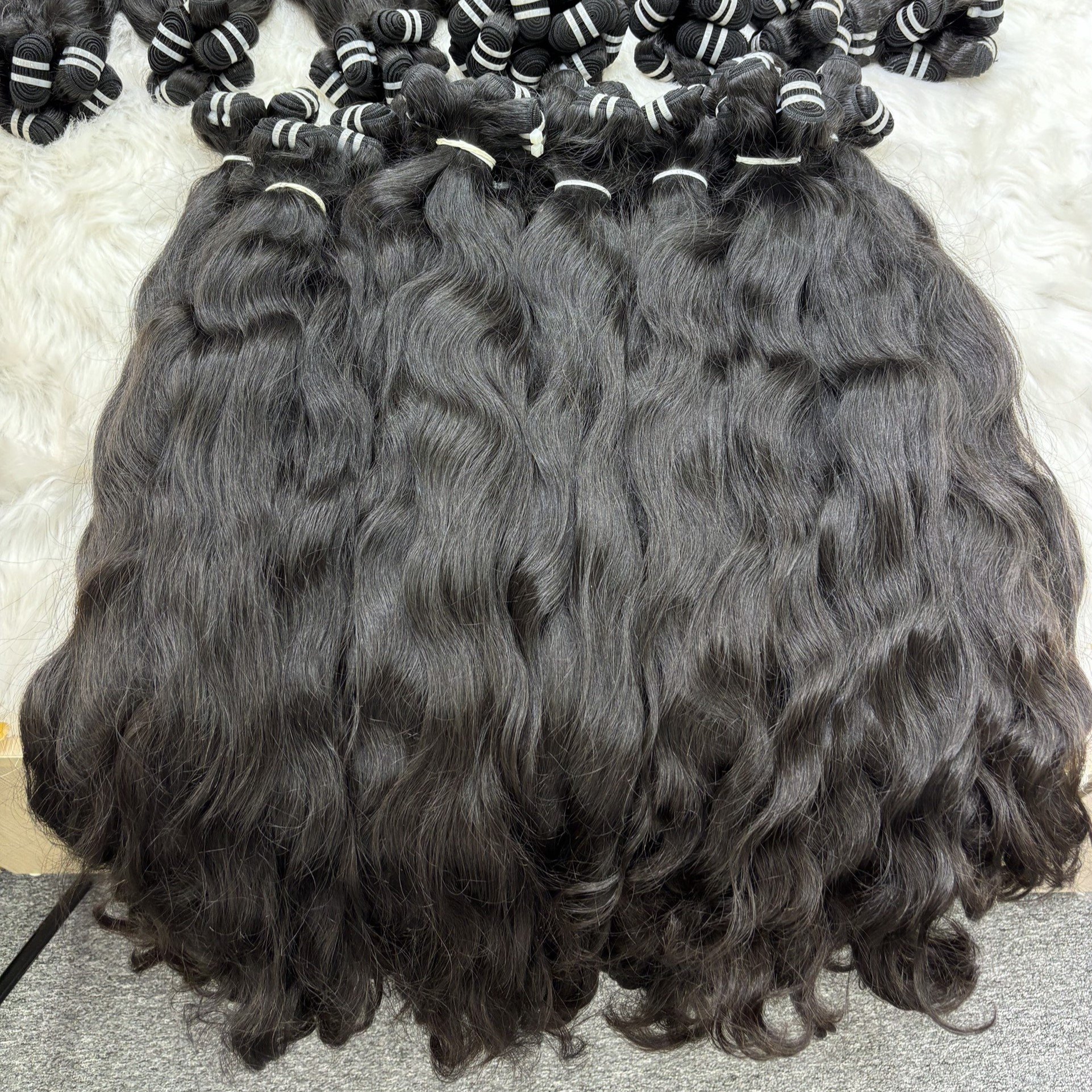 New Trending Raw Natural Wave Bundle Raw Hair Unprocessed with Cuticle Aligned Raw Vietnamese Hair for Human Hair Extensions