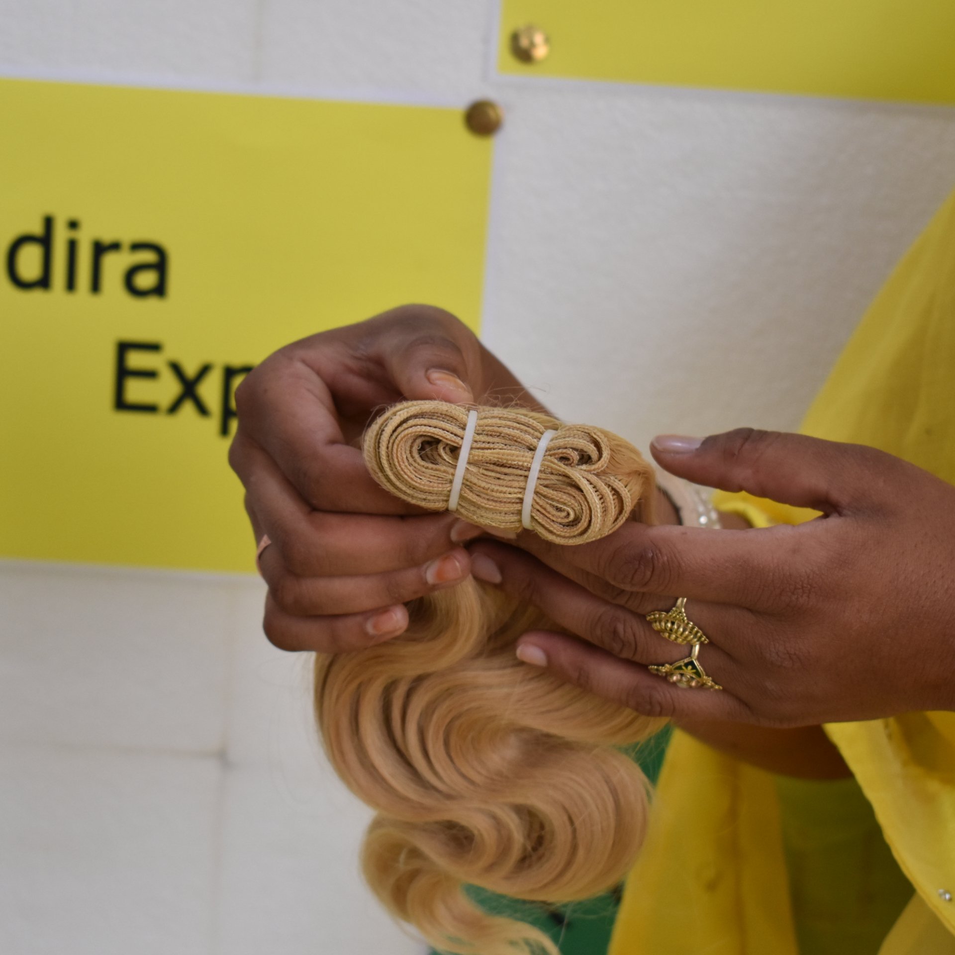 Raw unprocessed 100% cuticle aligned Bundles virgin 613 bodywave vietnamese temple human hair extensions