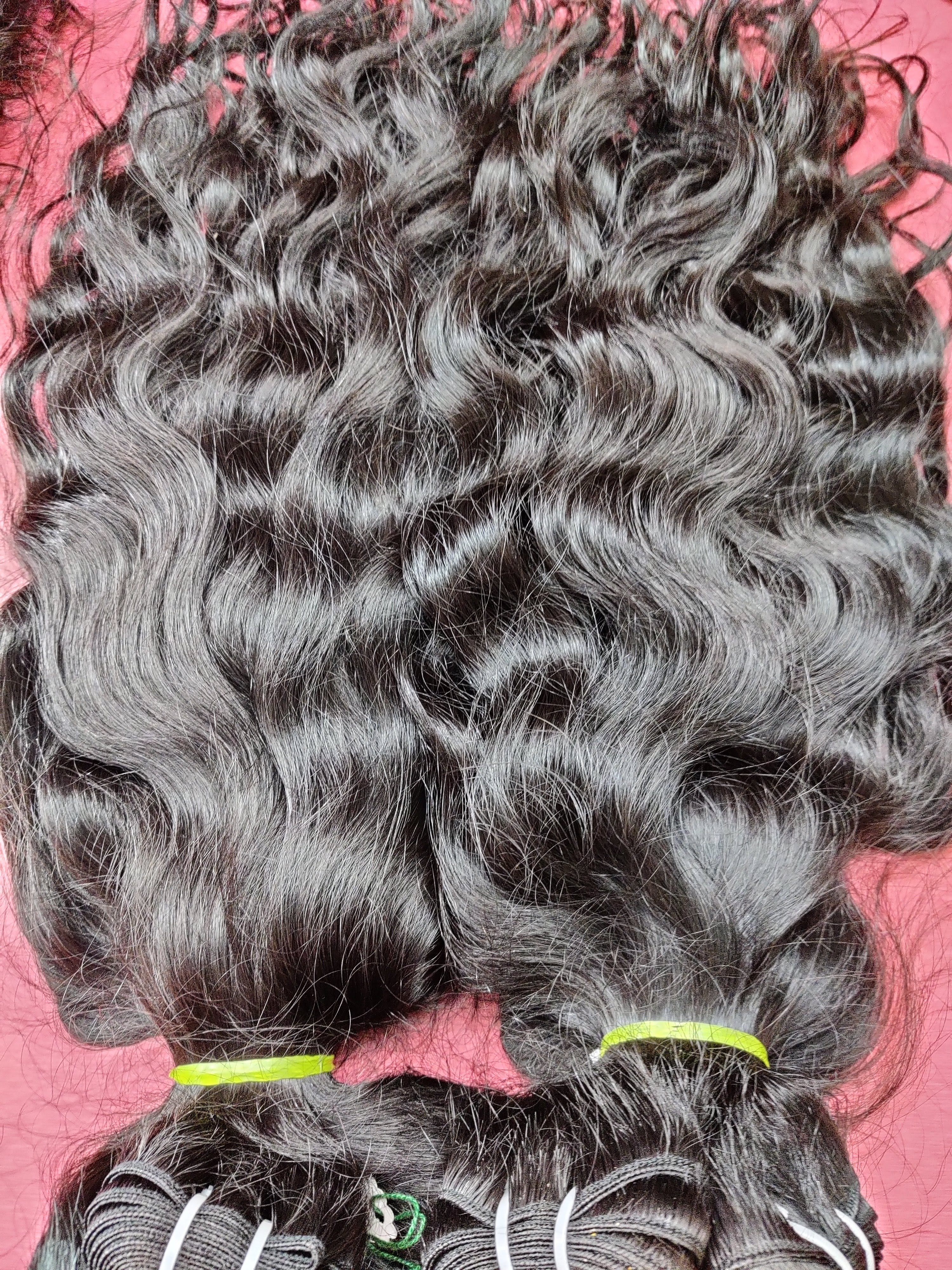 Natural Cyrly Raw Virgin Human Hair Bundles Extensions Kinky Curly Deep Wave Wig Model High Quality Kinky Curly Deep Wave Wig