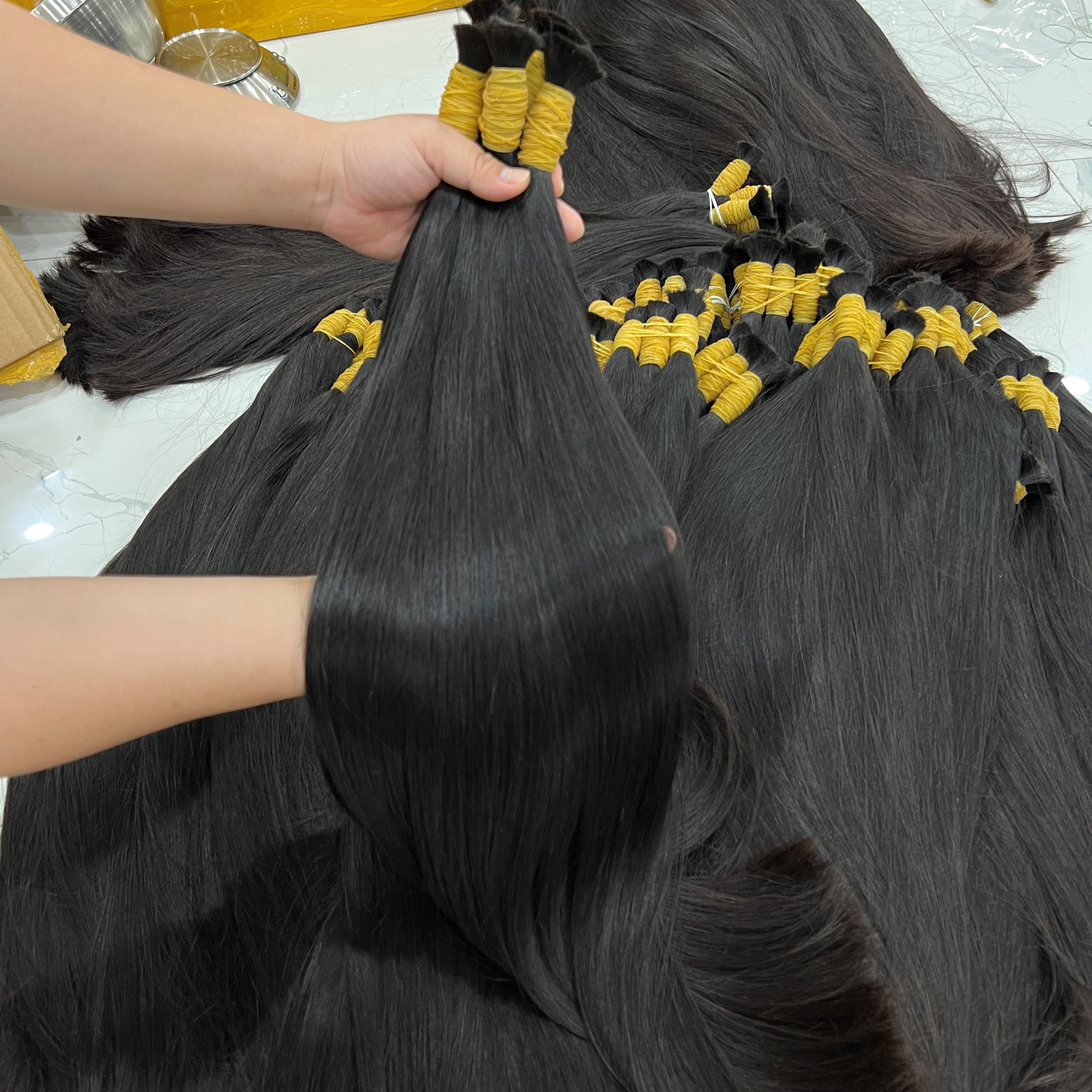 WHOLESALE PRICE NATURAL STRAIGHT BLACK BULK VIRGIN CUTICLE ALIGNED BEST SELLING VIETNAMESE HUMAN HAIR EXTENSION