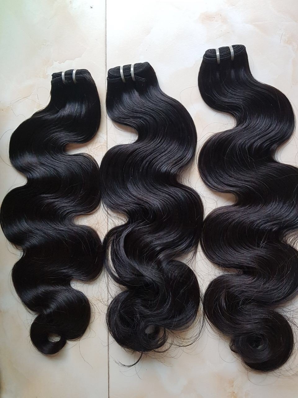 100% human hair extensions super soft & silky, smooth waves body wavy wig bundles