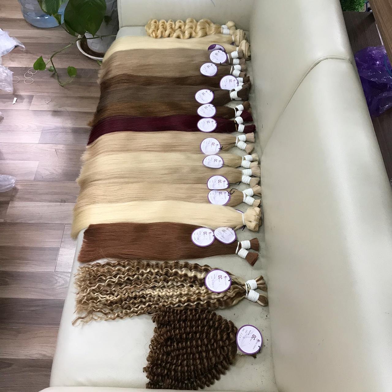 Wholesale virgin raw human hair bundles bulk hair extensions 100% human hair natural straight texture factory price